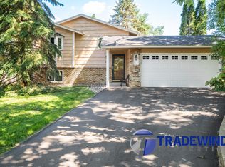 1011 106th Ave NW, Coon Rapids, MN 55433