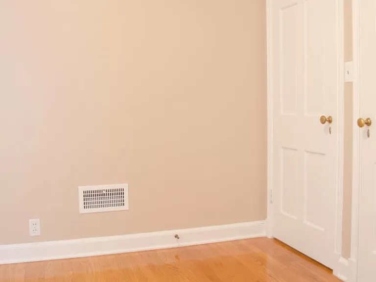 5631 Pine St — Photo 22