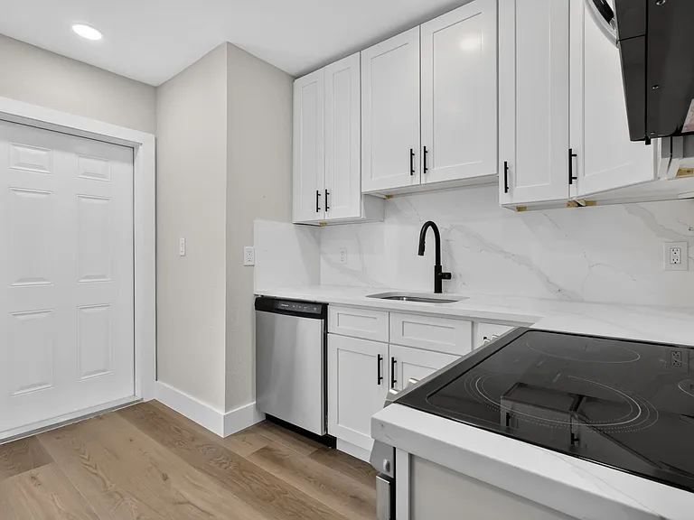516 Independence Rd #1 — Photo 4