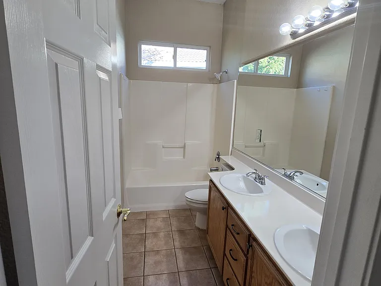 514 Rodeo Grounds Way — Photo 22