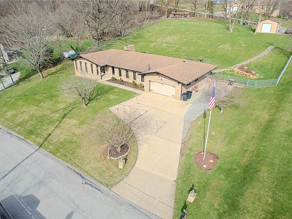 3rd image of 844 Sylvan Ave