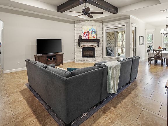 5th image of 15635 Long Creek Ln