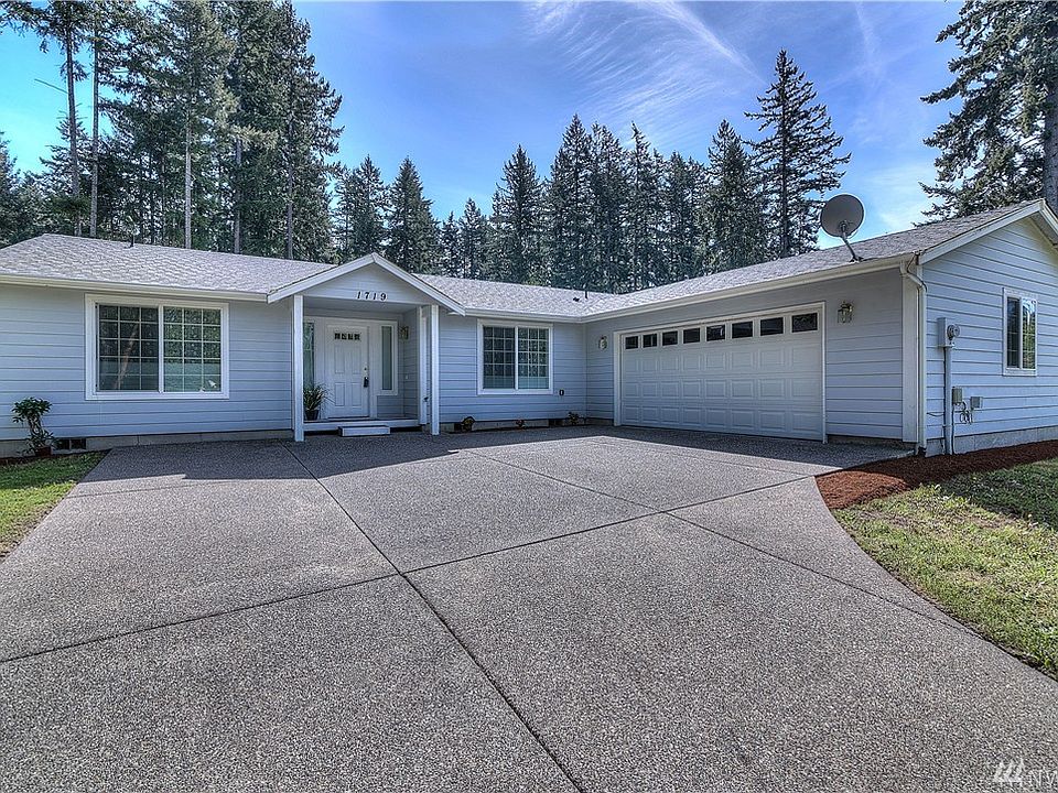 1st image of 1719 193rd Ave SW