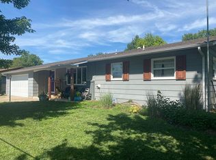 108 Park Ln, Inman, KS 67546