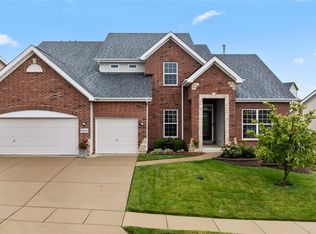 9849 Richmond Cavalry Dr, Saint Louis, MO 63123