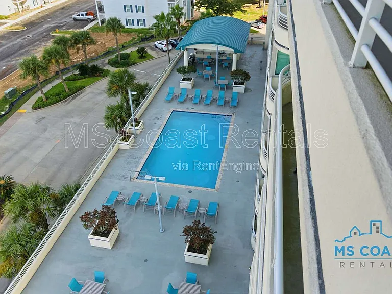 2060 Beach Blvd #604 — Photo 17