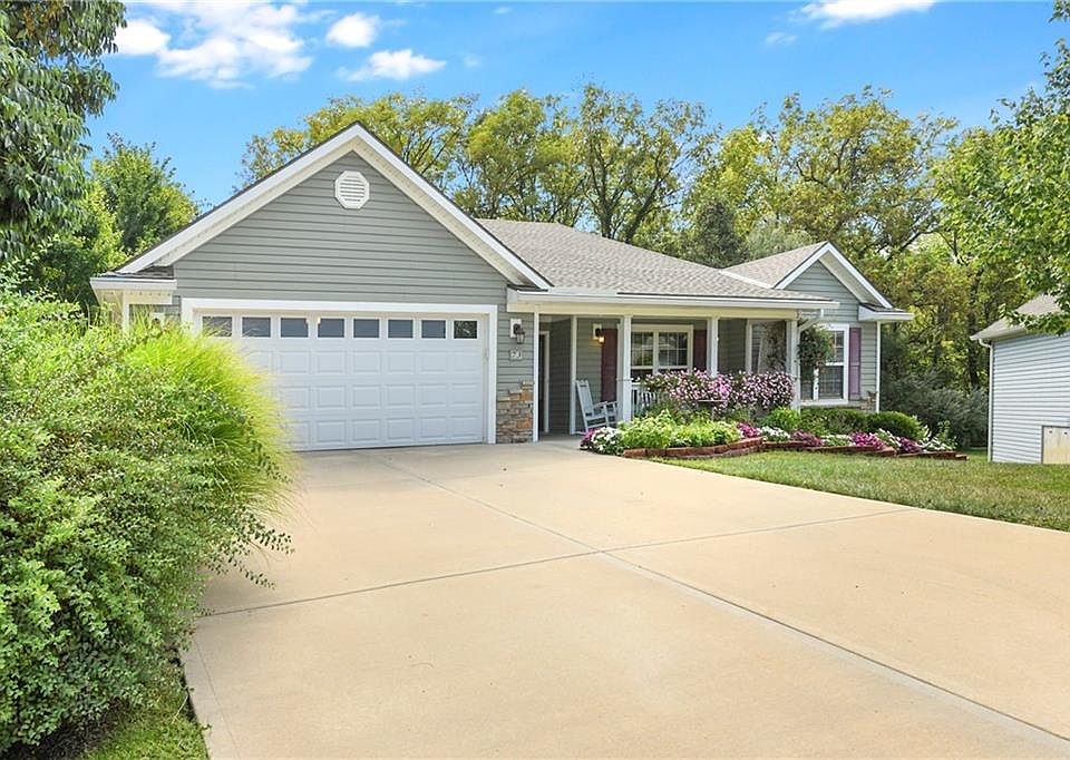1st image of 73 Continental Dr