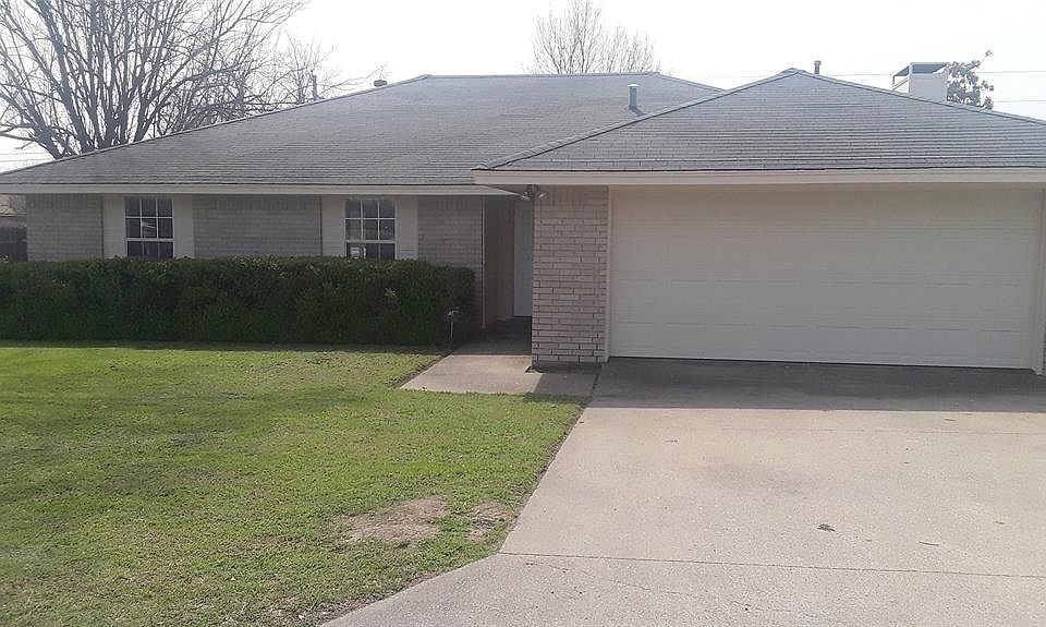 1st image of 342 W Red Bird Ln
