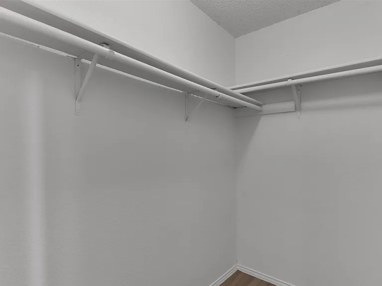 8313 Columbia Falls Dr — Photo 16