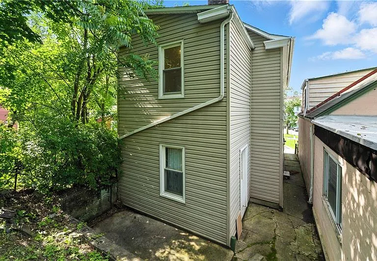 2505 Gable St — Photo 5