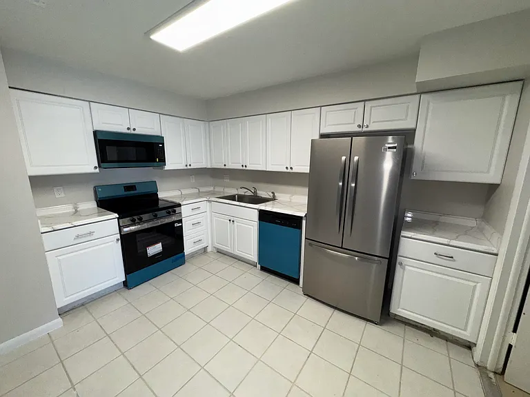 3856 Van Cott St #3856 — Photo 7