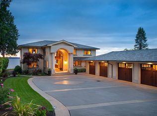 8711 Talbot Rd, Edmonds, WA 98026