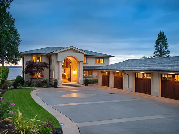 8711 Talbot Rd, Edmonds, WA 98026
