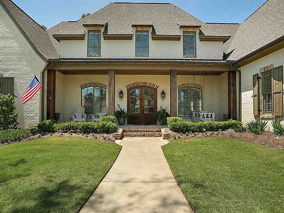 5th image of 337 Ironwood Dr