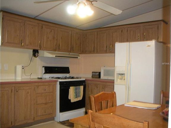 2nd image of 18534 Bellmore Ave