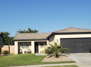 1302 Via Barcelona Ct, Wasco, CA 93280