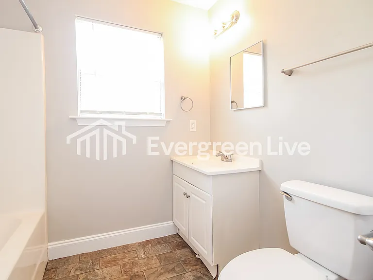 195 Beverly Ln — Photo 10
