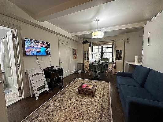 1st image of 200 E 16th St APT 3C