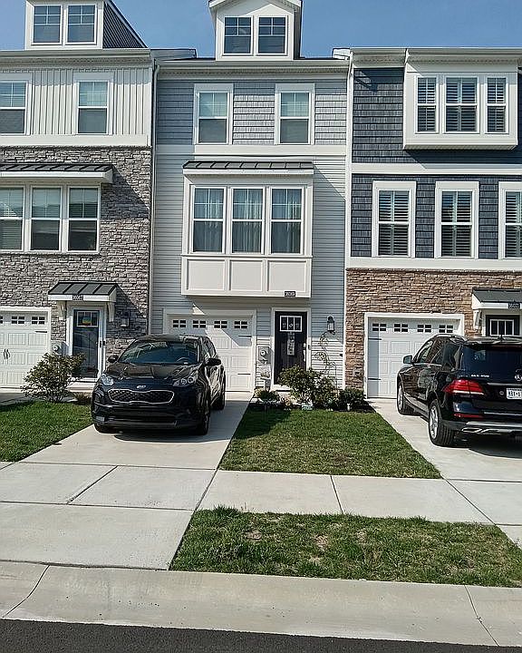 1st image of 36069 Auburn Way