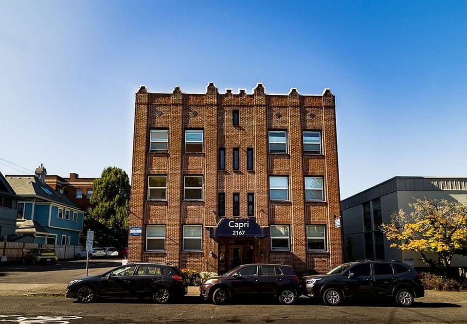 Capri Apartments - Portland Oregon