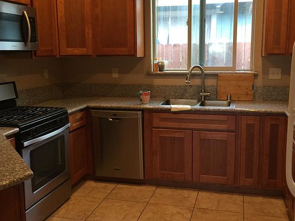 5th image of 3820 Pinell St