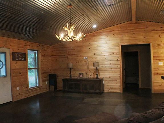 5th image of 1553 County Road 2326