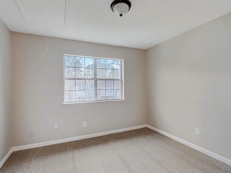 886 Joseph Club Dr SW — Photo 12