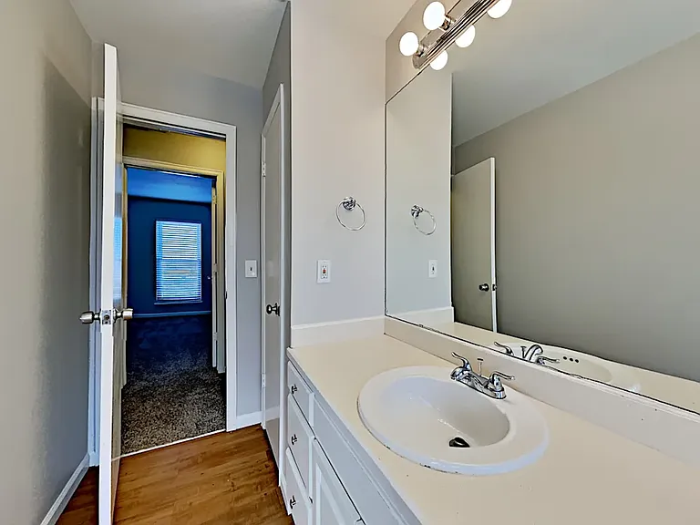 13521 Sheridan Blvd — Photo 2