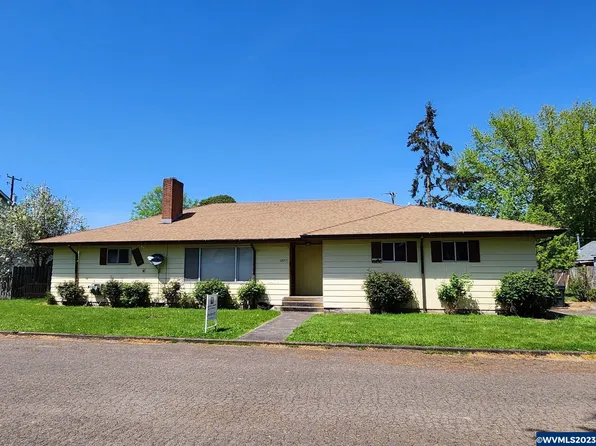 32015 Griffith Dr, Tangent, OR 97389