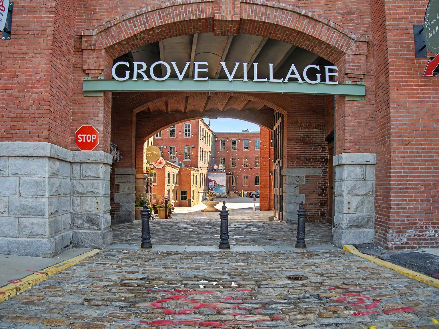 The Grove Village Lofts — Photo 3