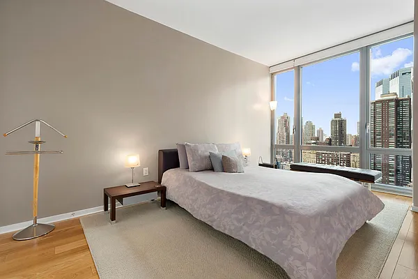 Sold by Keller Williams NYC | media 11