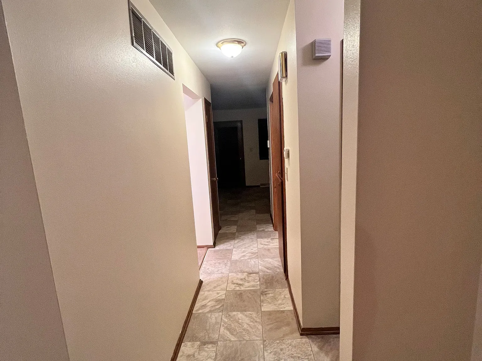 Spacious Side-by-Side/Townhouse Style Duplex in Wauwatosa — Photo 3