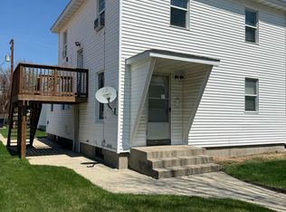 2116 9th Ave N, Grand Forks, ND 58203