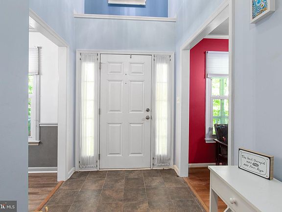 5th image of 8863 Sherman Cir