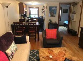18 Thacher St APT 4, Boston, MA 02113
