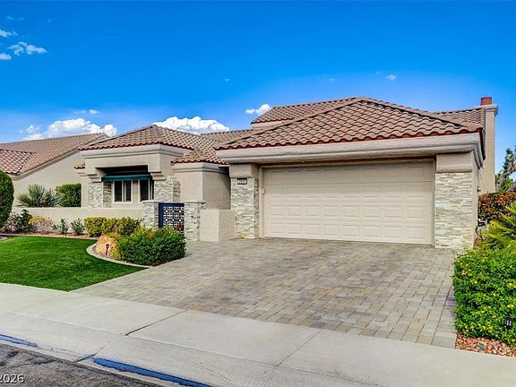 4th image of 2900 Golfside Dr