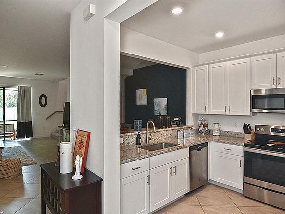 5th image of 14101 Pine Lodge LN