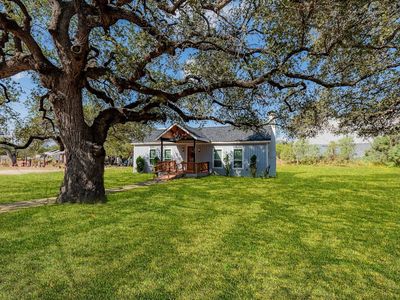 506 Fullerton Dr, Devine, TX, 78016