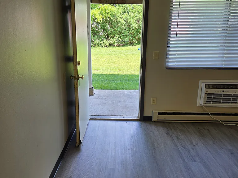 211 N Fraternity Ln #1 — Photo 16