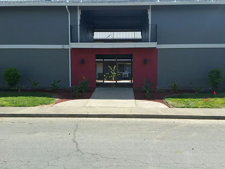 Jasmine Apartments, 1210-1250 Kennyr Drive, Yuba City CA