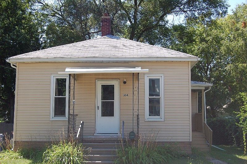 1st image of 304 S Chilson St