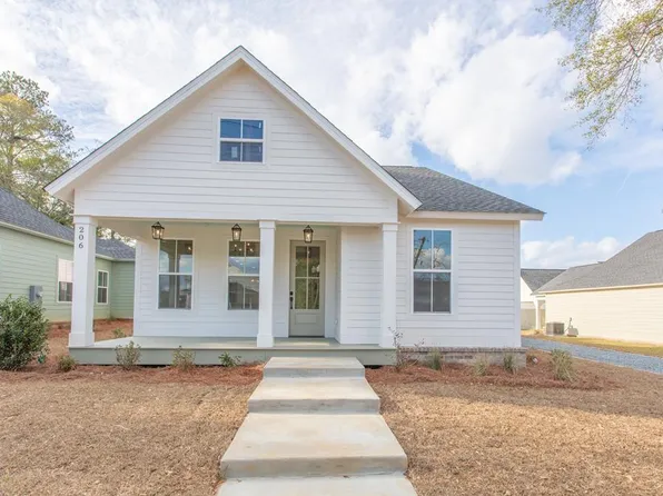 206 Lester St, Thomasville, GA 31792
