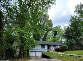 521 Rockborough Ter, Stone Mountain, GA 30083