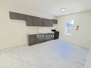 228 Wainwright St FLOOR 1, Newark, NJ 07112