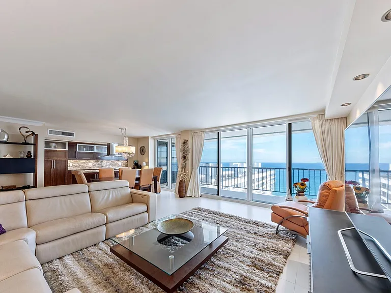 4280 Galt Ocean Dr #29C — Photo 3