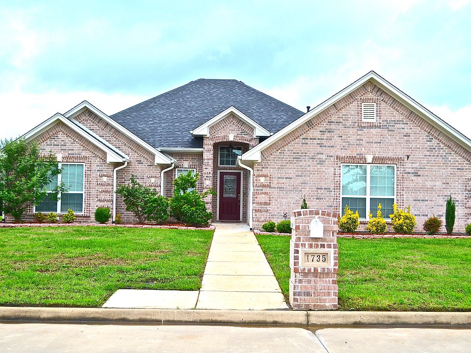1st image of 1735 Meadowbriar Dr