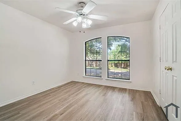4421 Seedling Ln — Photo 10