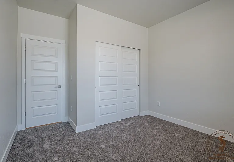 2454 Hamilton Rd #B — Photo 20