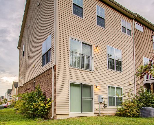 5th image of 12601 Rustic Rock Ln