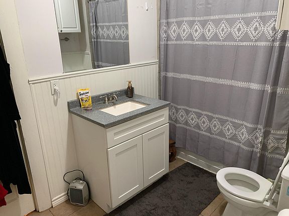 5th image of 1501 S College Ave